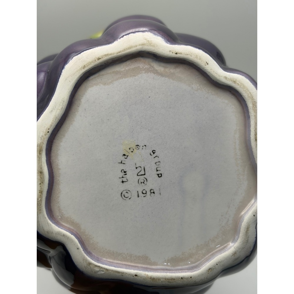Vintage 1981 The Haldon Group Ceramic Grape Cluster Pitcher Purple Figural Vase - Picture 6 of 8
